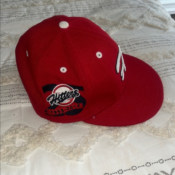 Red hitters Baseball Cap - Picture 2 of 4